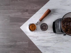 Baratza Encore ESP Coffee And Espresso Grinder - Black 15 Baratza Encore ESP Coffee And Espresso Grinder - Black -Coffee Machine Shop 2022.9.8BlackEncoreESPDosingCup 1 2