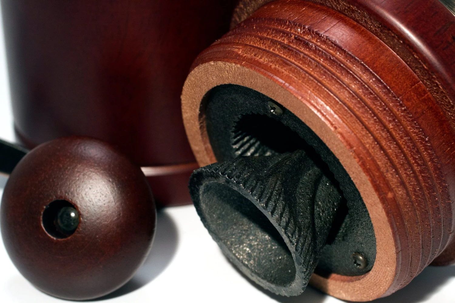 Yama Manual Coffee Grinder 6 Yama Manual Coffee Grinder - Image 4