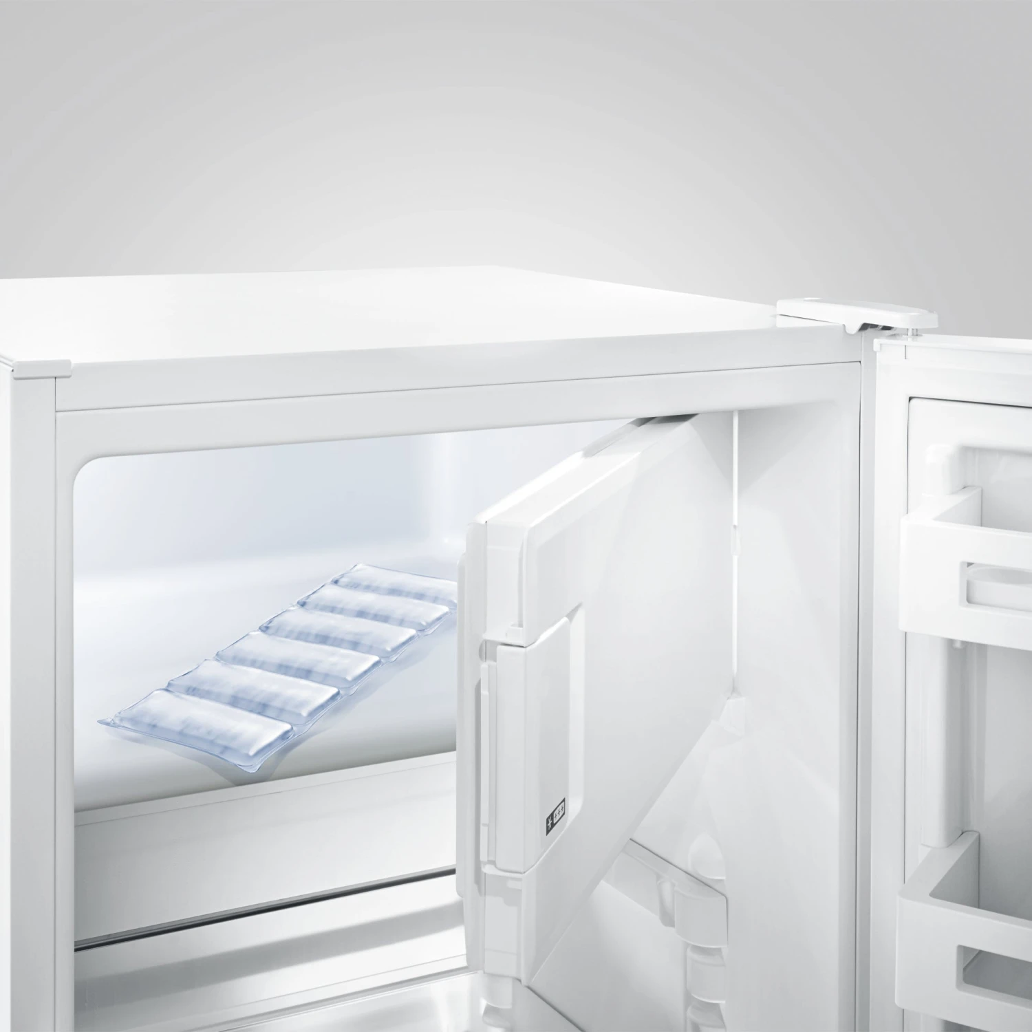 JURA Glacette Milk Cooling Sleeve - Black 9 JURA Glacette Milk Cooling Sleeve - Black - Image 7