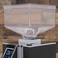 Eureka Mignon Magnifico Coffee Grinder In Matte Black -Coffee Machine Shop IMG 6119 e90d021d 1f28 4e82 ad06 8def2a6dd62e