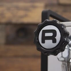 Rocket Espresso Mozzafiato Cronometro R Nera Espresso Machine -Coffee Machine Shop IMG 8254 310337ad 32c7 4226 8d0a 7d40d285d01f