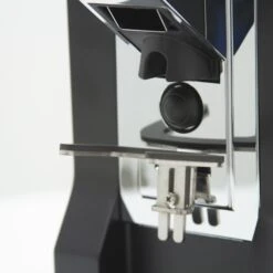 Eureka Oro Mignon XL Espresso Grinder - White -Coffee Machine Shop IMG 9027 a7bc2660 2e49 41e3 83c7 d35f837f9e0e