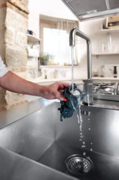 DeLonghi Magnifica Evo ECAM29084SB -Coffee Machine Shop MagnificaEvo ECAM29084SB Lifestyle Alt4