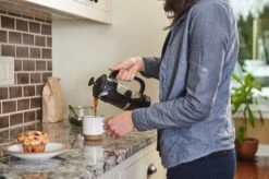 Espro P3 Press - 32 Oz Black -Coffee Machine Shop P3 18 kitchen pour2 6928