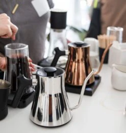 Fellow Stagg EKG 0.9L Kettle - Polished Steel 9 Fellow Stagg EKG 0.9L Kettle - Polished Steel -Coffee Machine Shop TG7A2297kettles