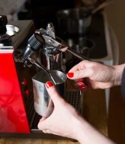 Fellow Eddy Steaming Pitcher 12oz - Polished Steel -Coffee Machine Shop TG7A2873eddypitcher