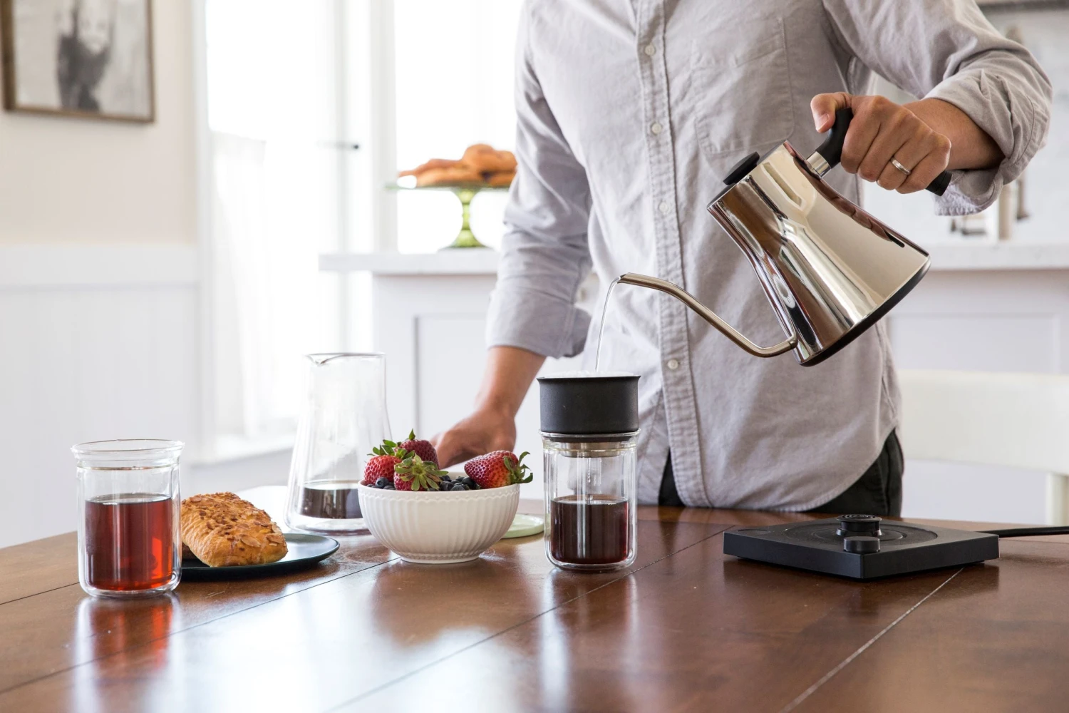 Fellow Stagg EKG 0.9L Kettle - Polished Steel 7 Fellow Stagg EKG 0.9L Kettle - Polished Steel - Image 6