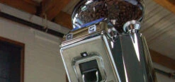 Eureka Zenith 65E High Speed Espresso Grinder In Chrome -Coffee Machine Shop TopFeatures image 686 321 EurekaZenith03